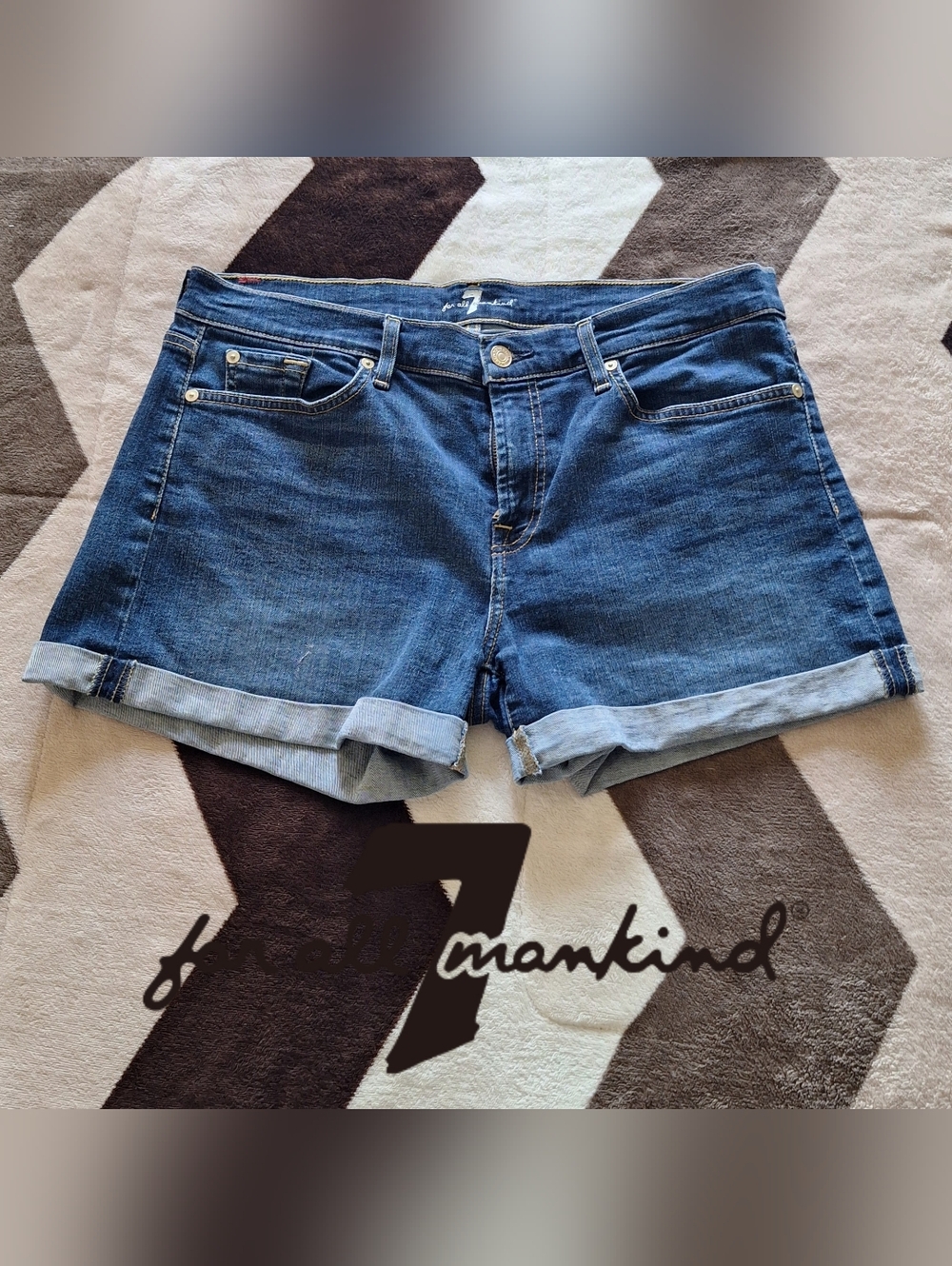 7 For All Mankind Roll Up Short in Santiago Canyon